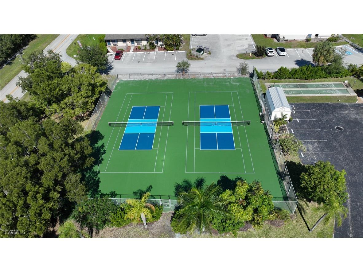 6184 Michelle Way #125 Fort Myers FL 33919 2025018180 image41