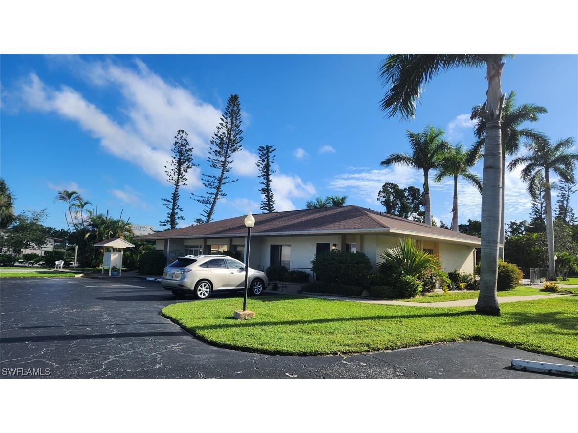 6184 Michelle Way #151 Fort Myers FL 33919 223050234 image1