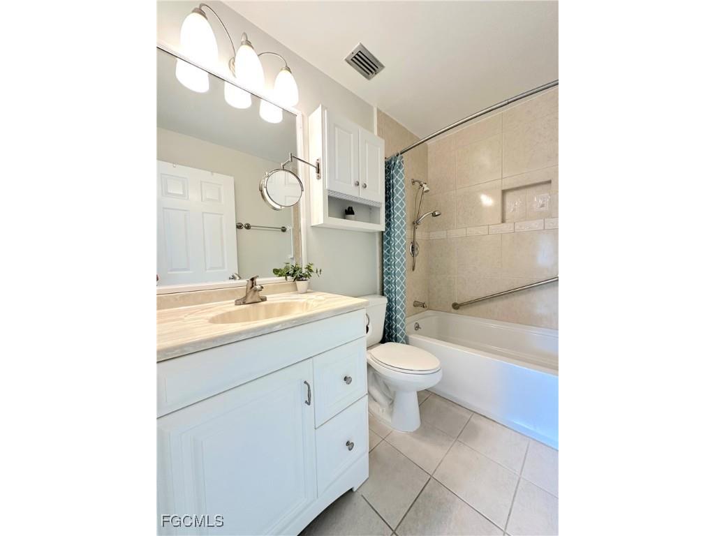 6184 Michelle Way #206 Fort Myers FL 33919 2025007137 image12