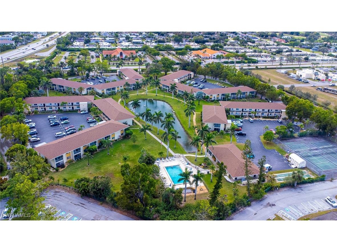 6184 Michelle Way #226 Fort Myers FL 33919 225015025 image1