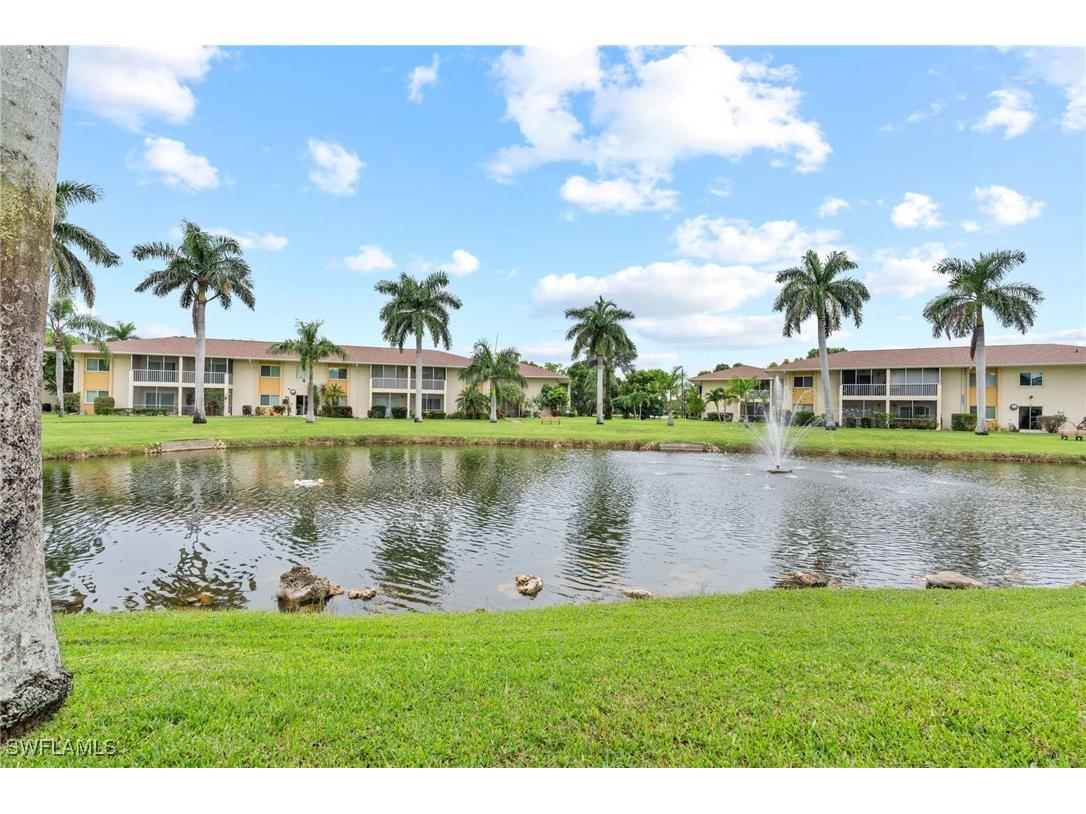 6184 Michelle Way #243 Fort Myers FL 33919 225073490 image1