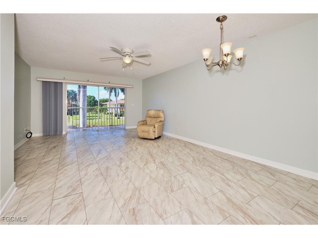 6184 Michelle Way #244 Fort Myers FL 33919 2025021527 image15