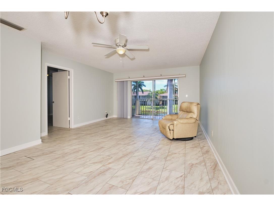6184 Michelle Way #244 Fort Myers FL 33919 2025021527 image16