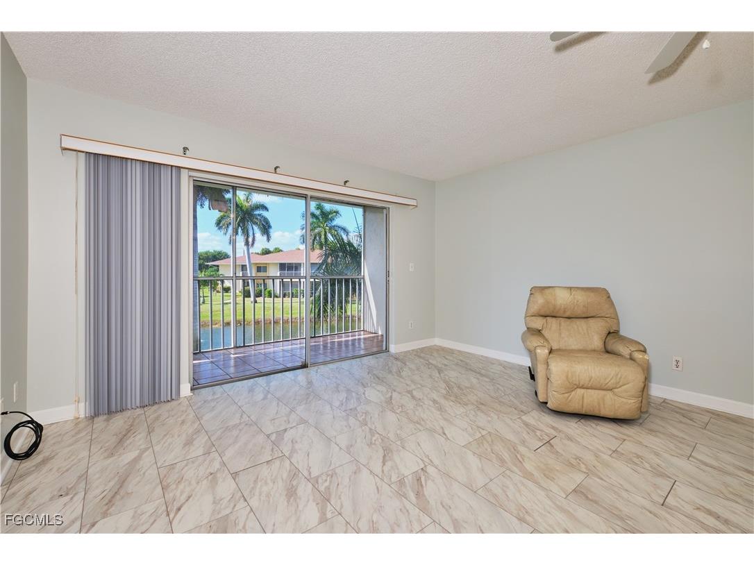 6184 Michelle Way #244 Fort Myers FL 33919 2025021527 image18