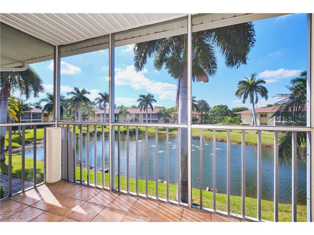 6184 Michelle Way #244 Fort Myers FL 33919 2025021527 image25