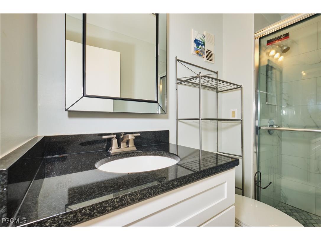 6184 Michelle Way #244 Fort Myers FL 33919 2025021527 image36