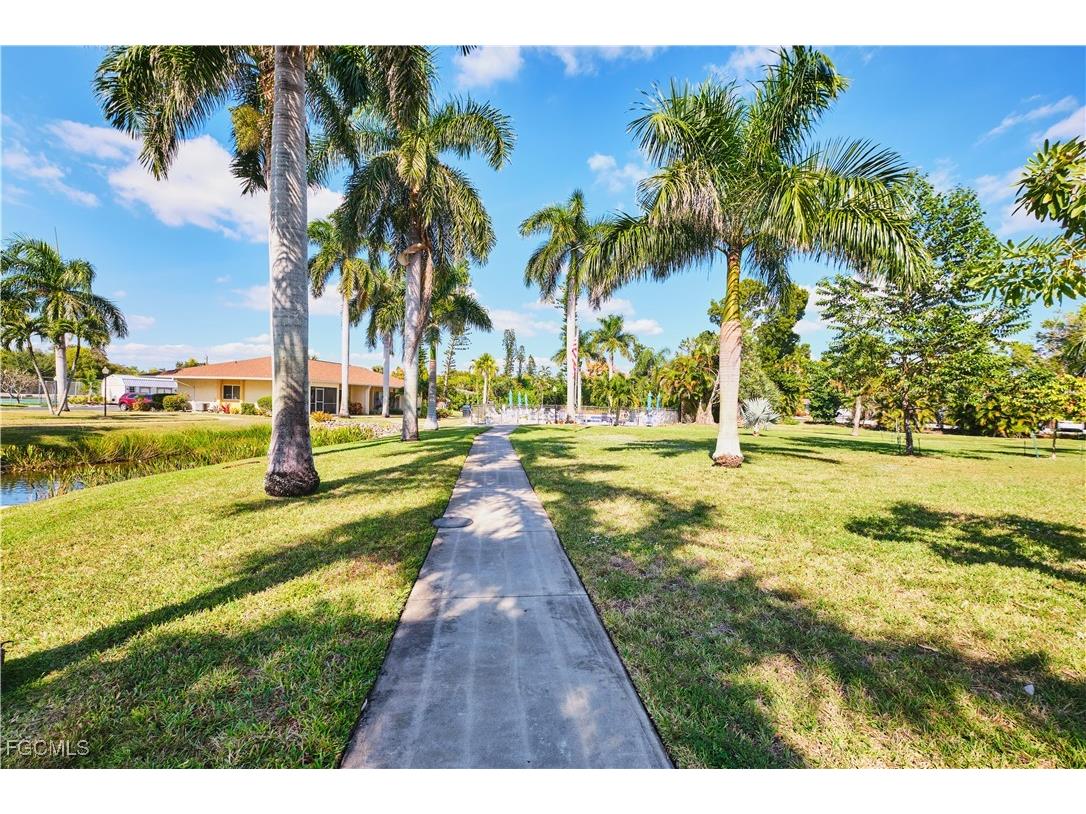 6184 Michelle Way #244 Fort Myers FL 33919 2025021527 image40