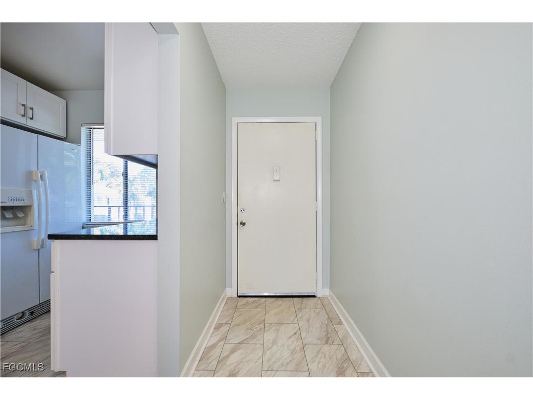 6184 Michelle Way #244 Fort Myers FL 33919 2025021527 image41