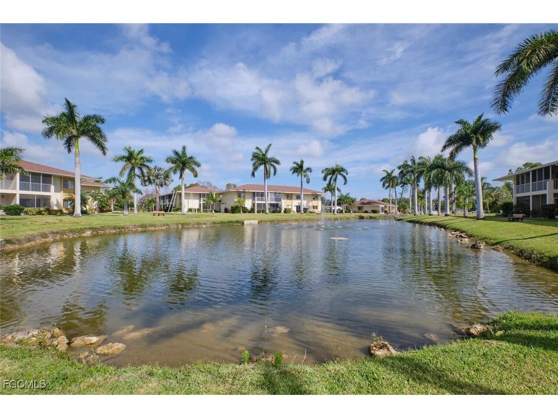 6184 Michelle Way #244 Fort Myers FL 33919 2025021527 image43