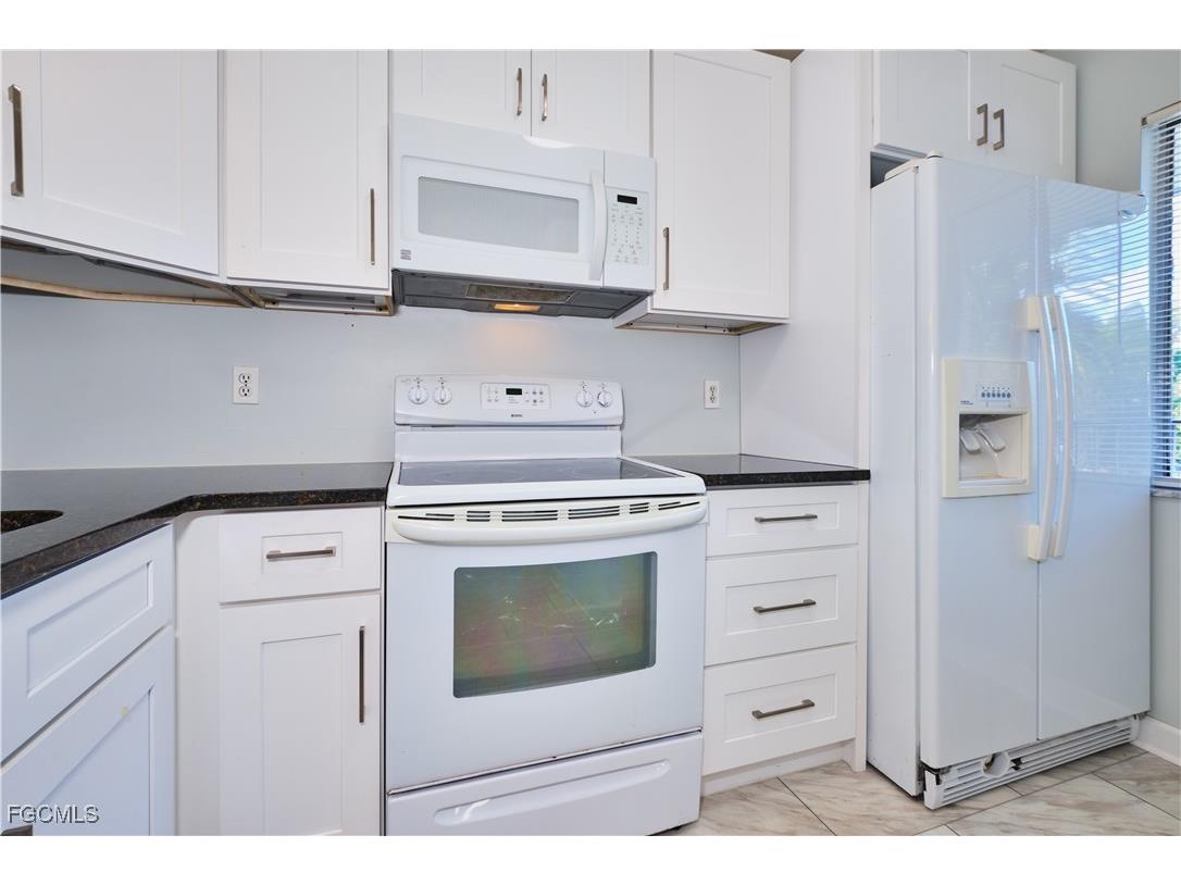 6184 Michelle Way #244 Fort Myers FL 33919 2025021527 image6