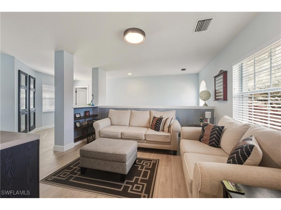 6185 Reserve Circle #1403 Naples FL 34119 226005544 image12