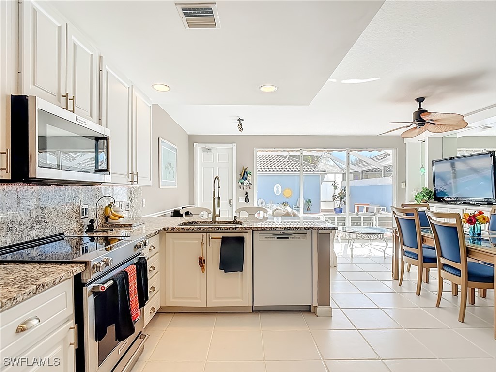 6186 Towncenter Circle Naples FL 34119 226003810 image12