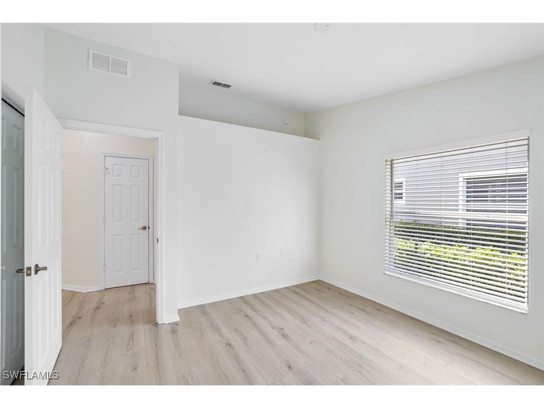 6187 Mandalay Circle #32 Naples FL 34112 225060992 image11