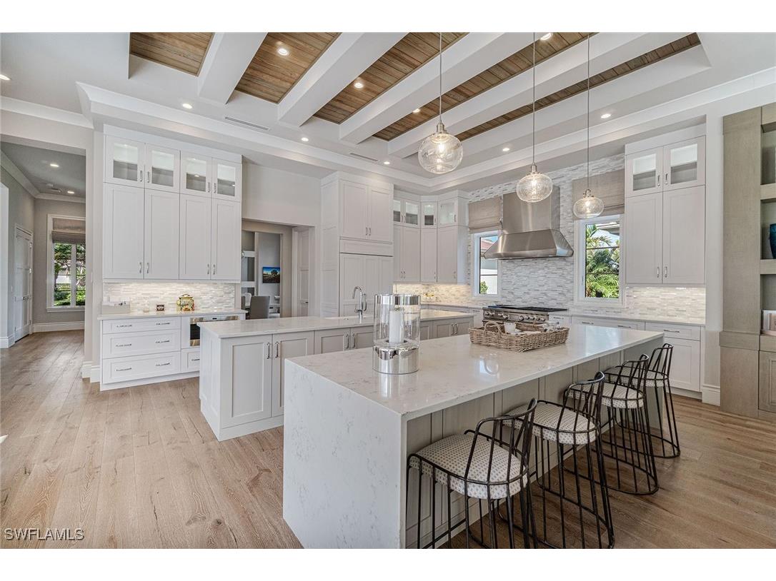 6188 Freemont Drive Naples FL 34119 225078009 image11