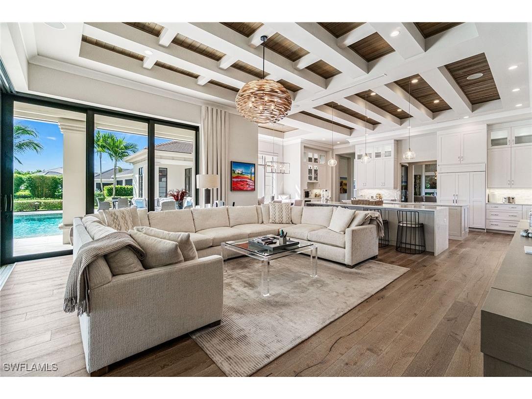 6188 Freemont Drive Naples FL 34119 225078009 image12