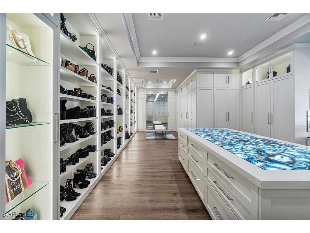 6188 Freemont Drive Naples FL 34119 225078009 image34