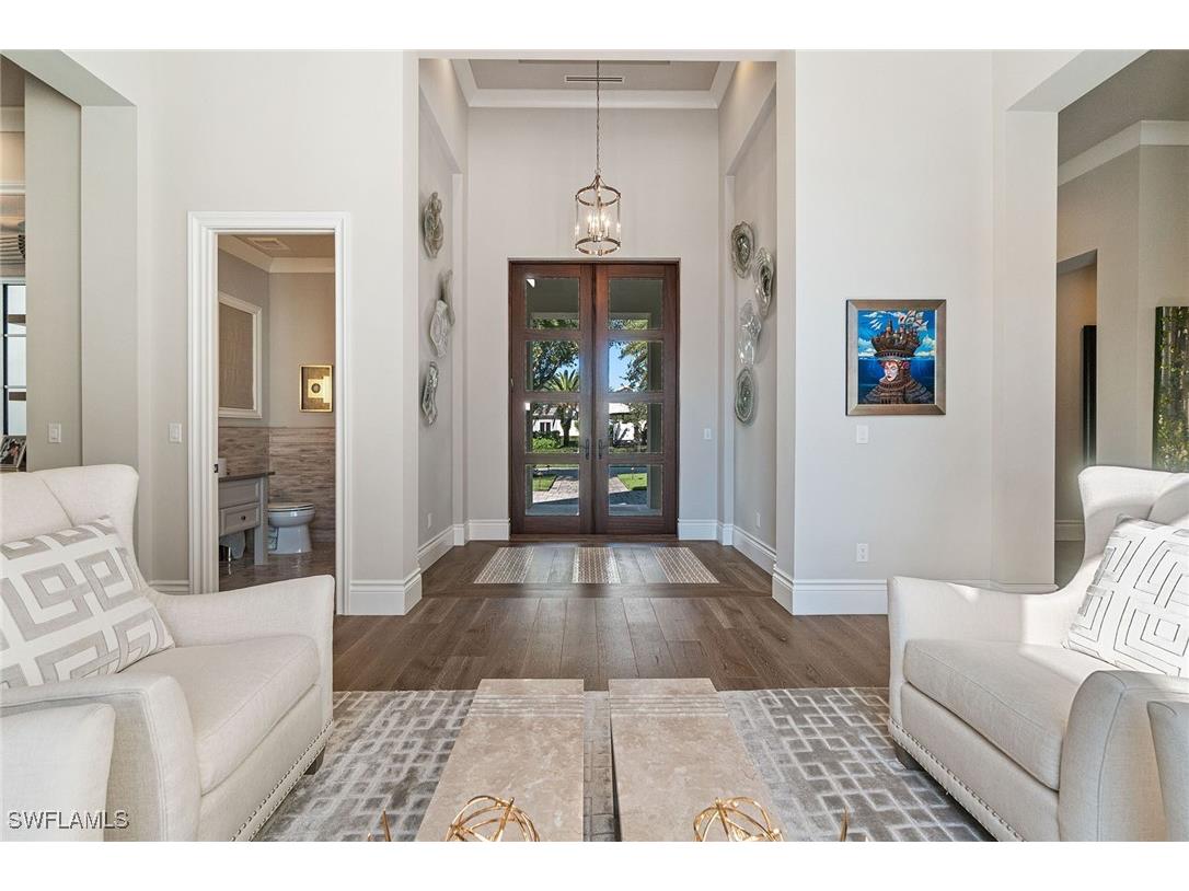 6188 Freemont Drive Naples FL 34119 225078009 image4