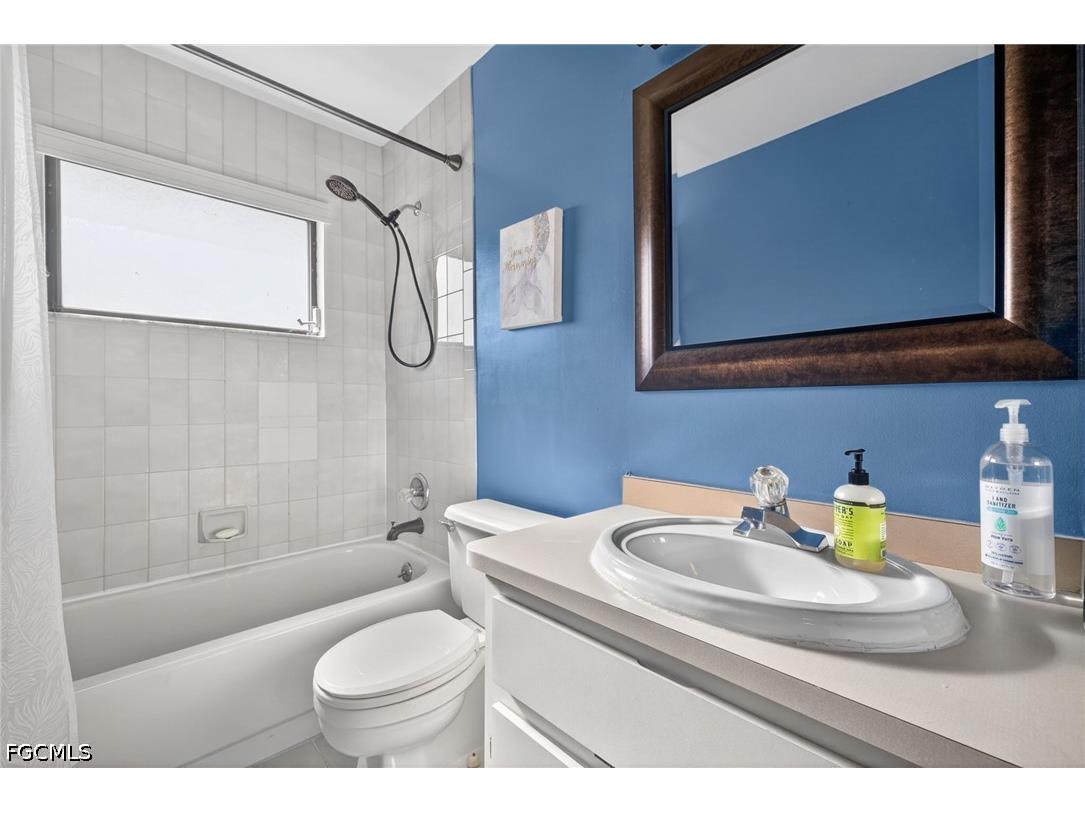 619/621 SW 3rd Terrace Cape Coral FL 33991 2026024211 image21