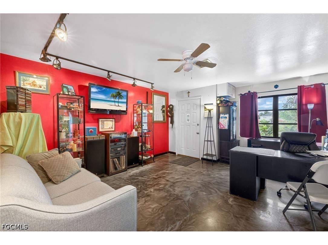 619/621 SW 3rd Terrace Cape Coral FL 33991 2026024211 image7