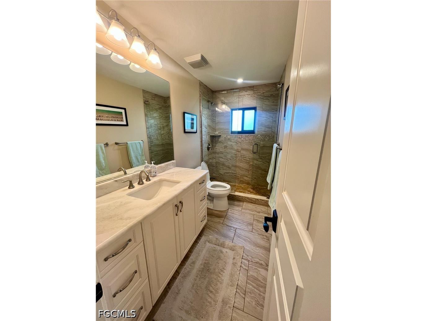 619 Beachwalk Circle #I201 Naples FL 34108 2026016890 image17