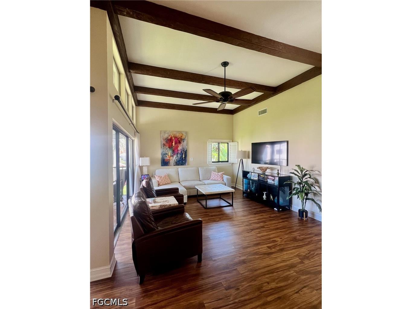 619 Beachwalk Circle #I201 Naples FL 34108 2026016890 image2