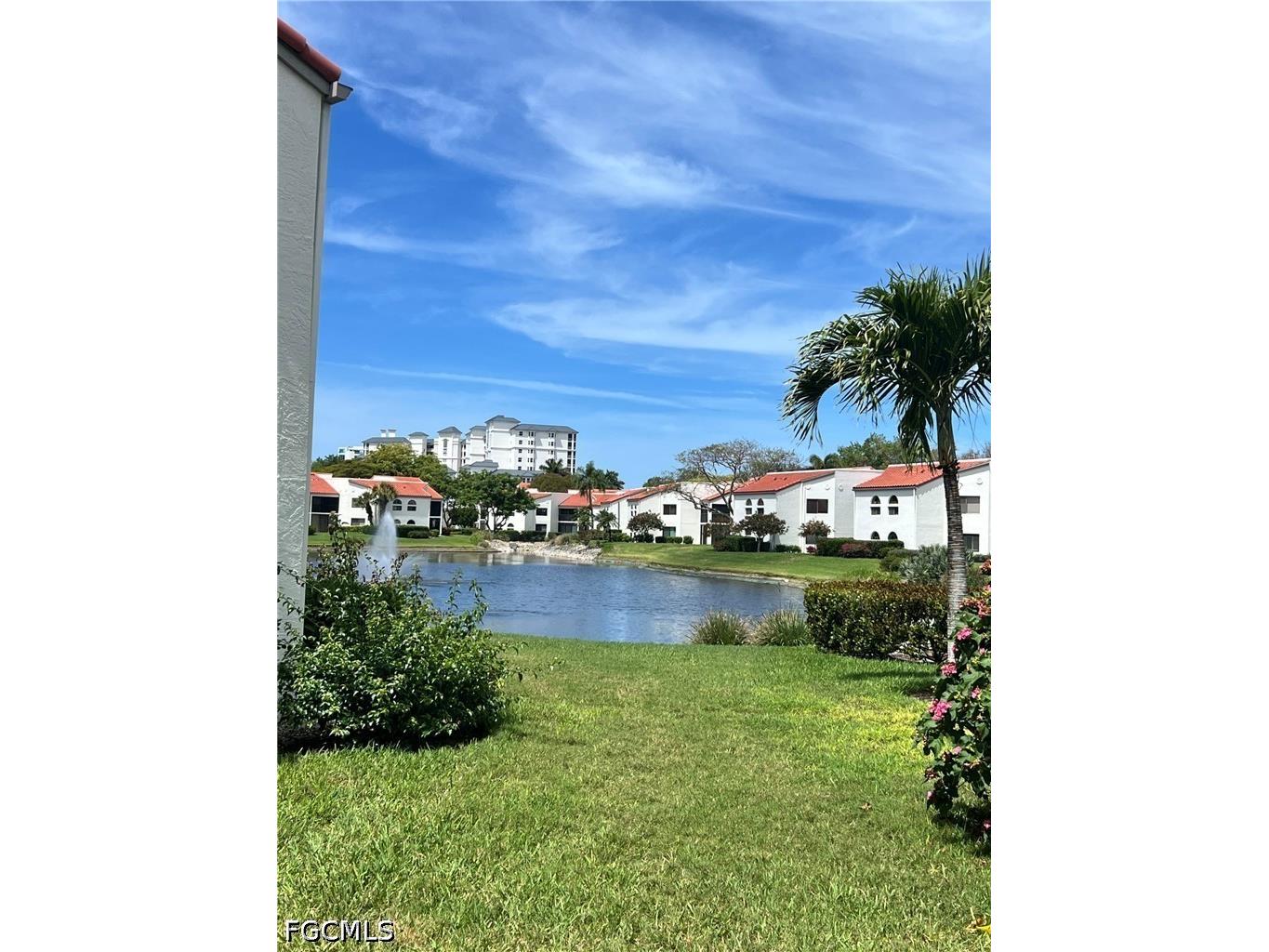 619 Beachwalk Circle #I201 Naples FL 34108 2026016890 image5