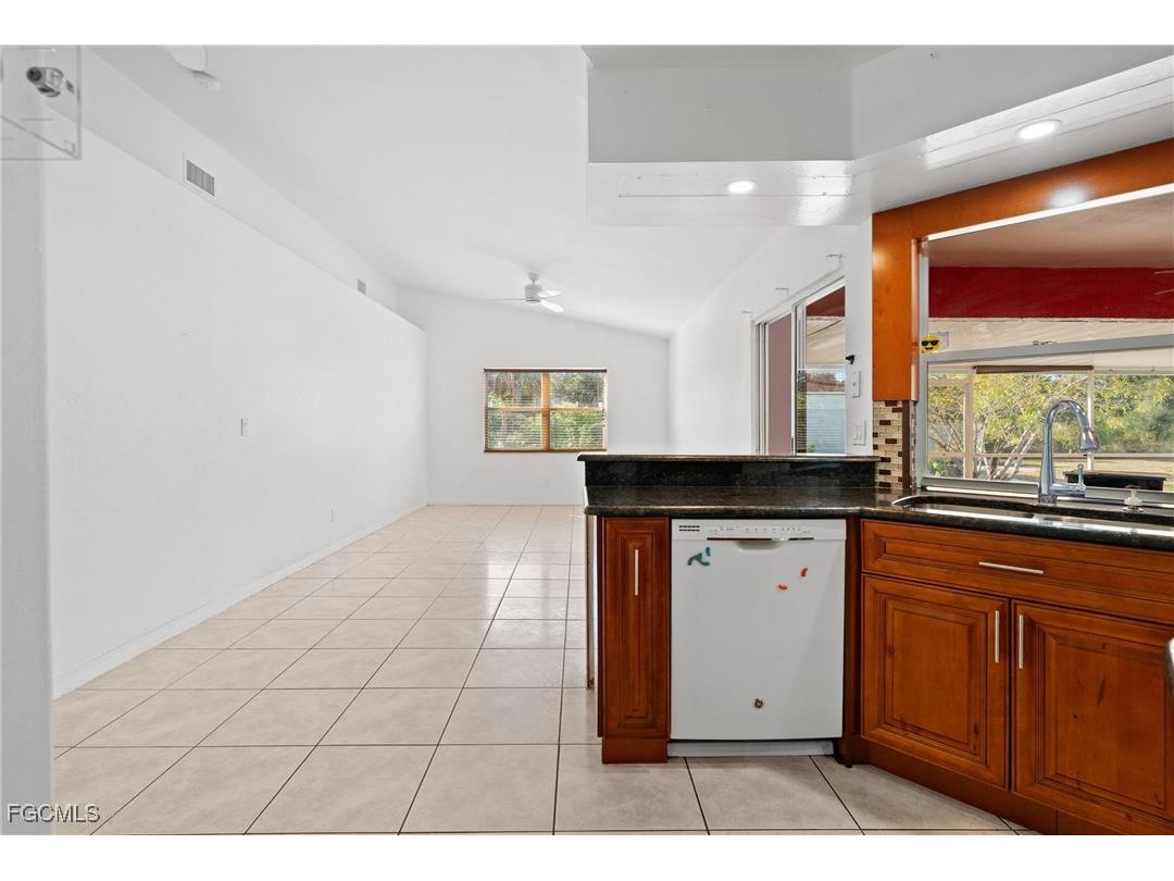 619 Broadway Avenue Lehigh Acres FL 33972 2025021315 image23