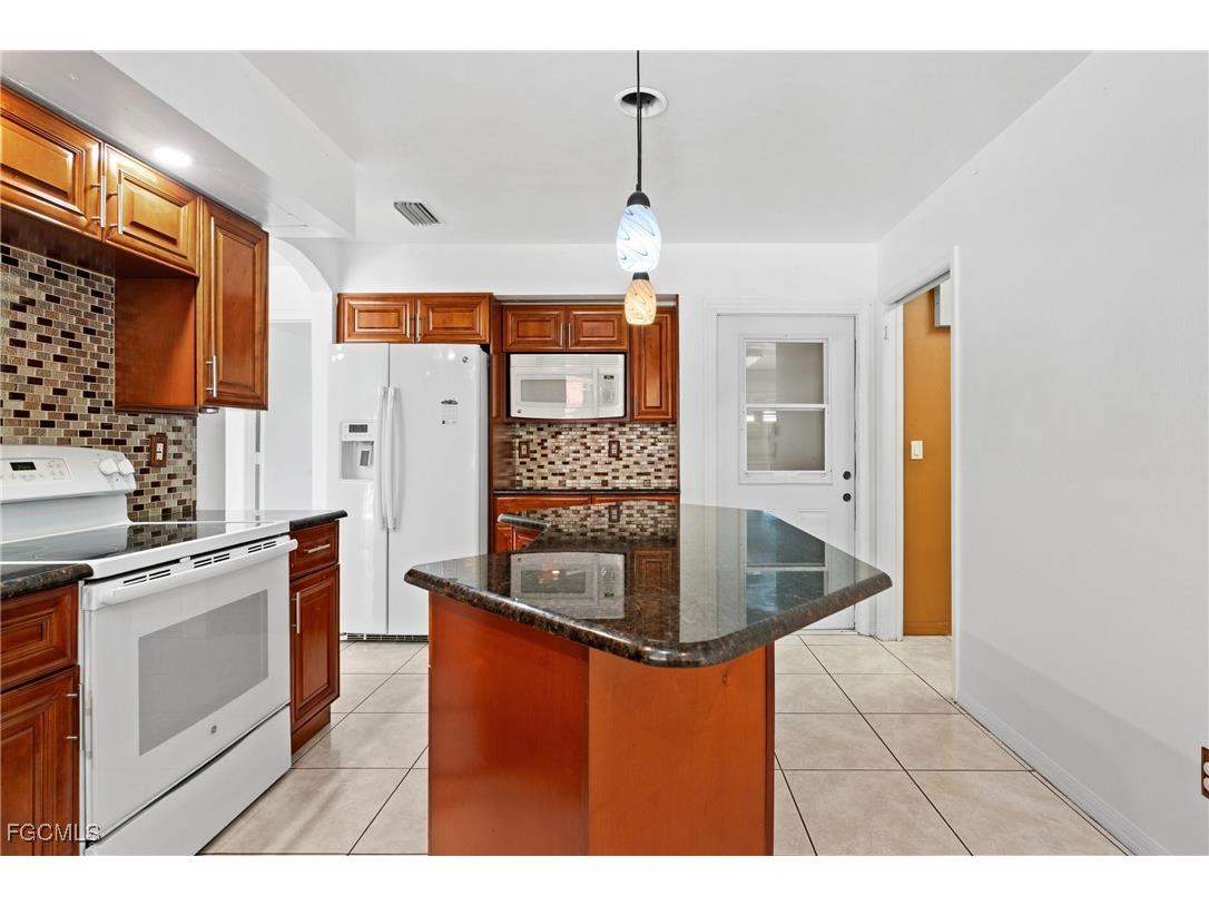 619 Broadway Avenue Lehigh Acres FL 33972 2025021315 image28