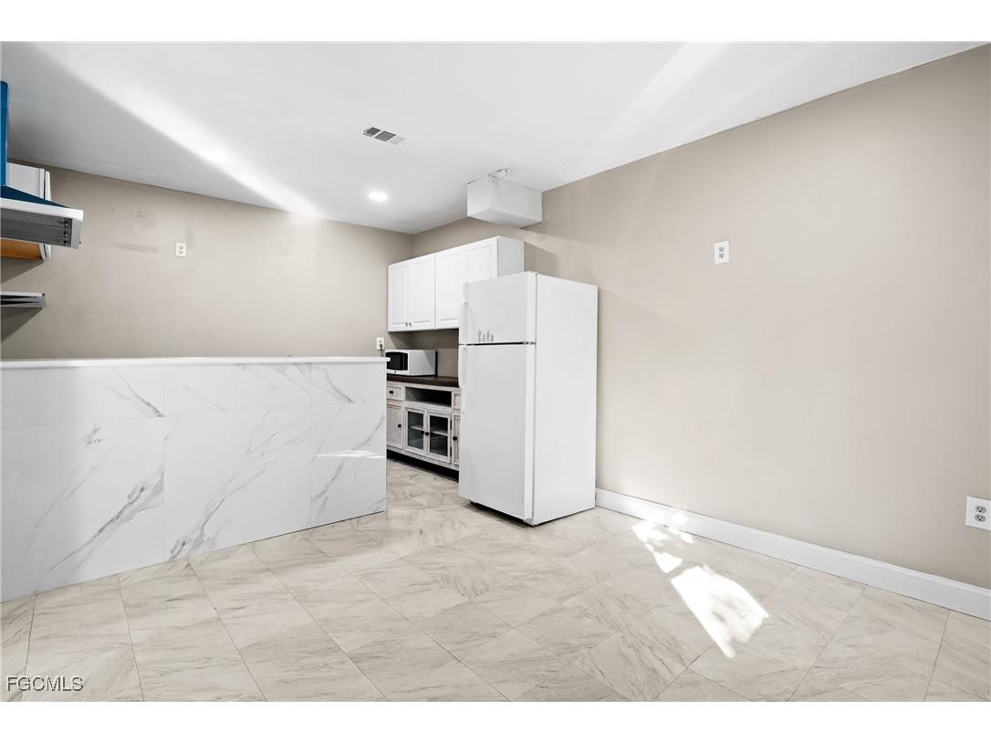 619 Broadway Avenue Lehigh Acres FL 33972 2025021315 image32