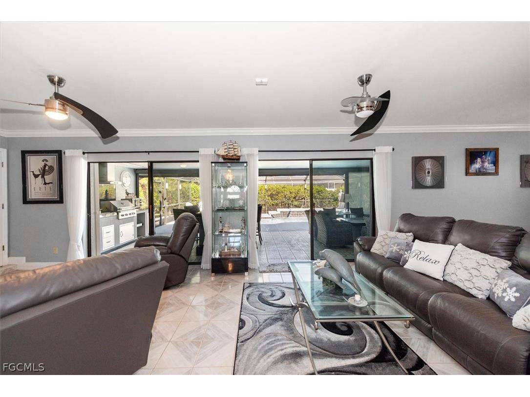 619 SE 22nd Street Cape Coral FL 33990 2026007393 image14