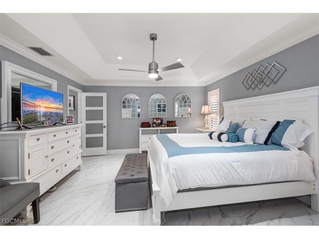 619 SE 22nd Street Cape Coral FL 33990 2026007393 image18