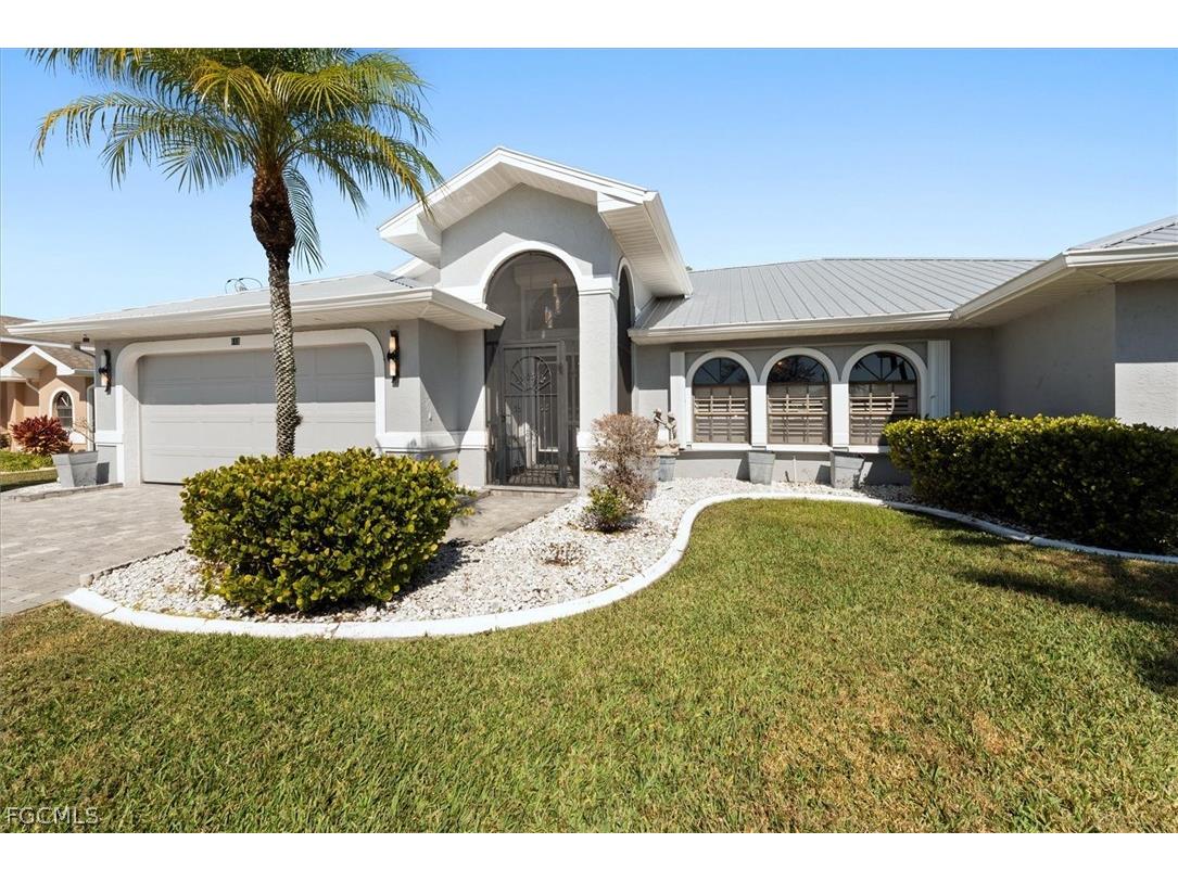 619 SE 22nd Street Cape Coral FL 33990 2026007393 image2