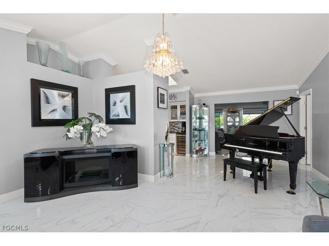 619 SE 22nd Street Cape Coral FL 33990 2026007393 image8