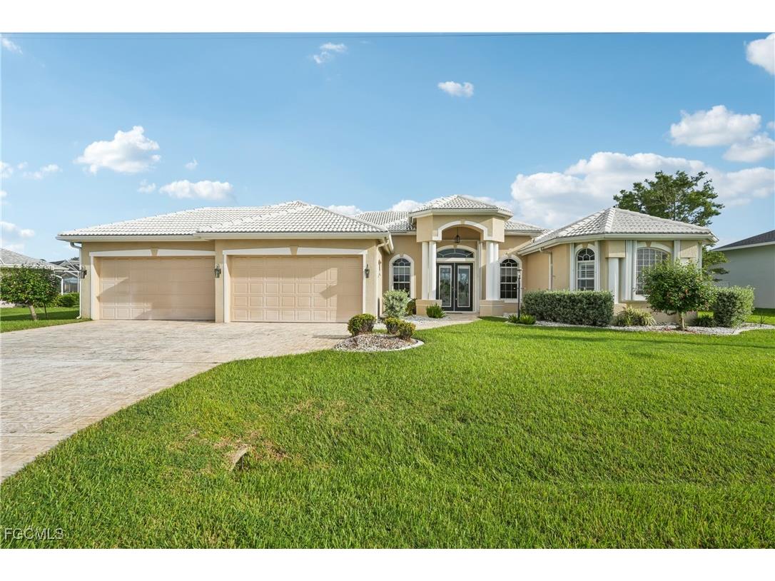 619 SW 43rd Lane Cape Coral FL 33914 2025011908 image1