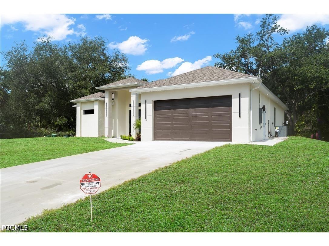 619 Sheldon Avenue Lehigh Acres FL 33936 2026028848 image1