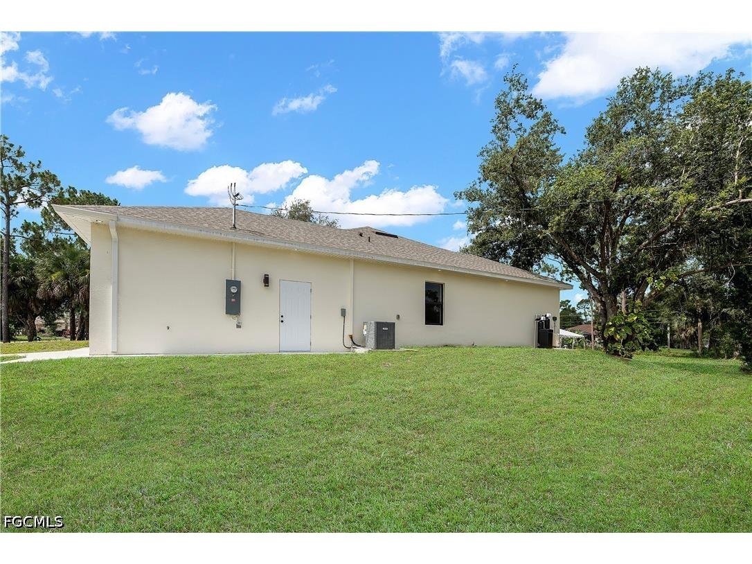 619 Sheldon Avenue Lehigh Acres FL 33936 2026028848 image5