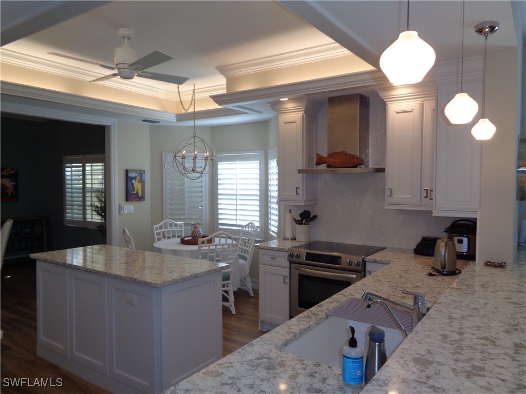 6190 Reserve Circle #301 Naples FL 34119 225065523 image7