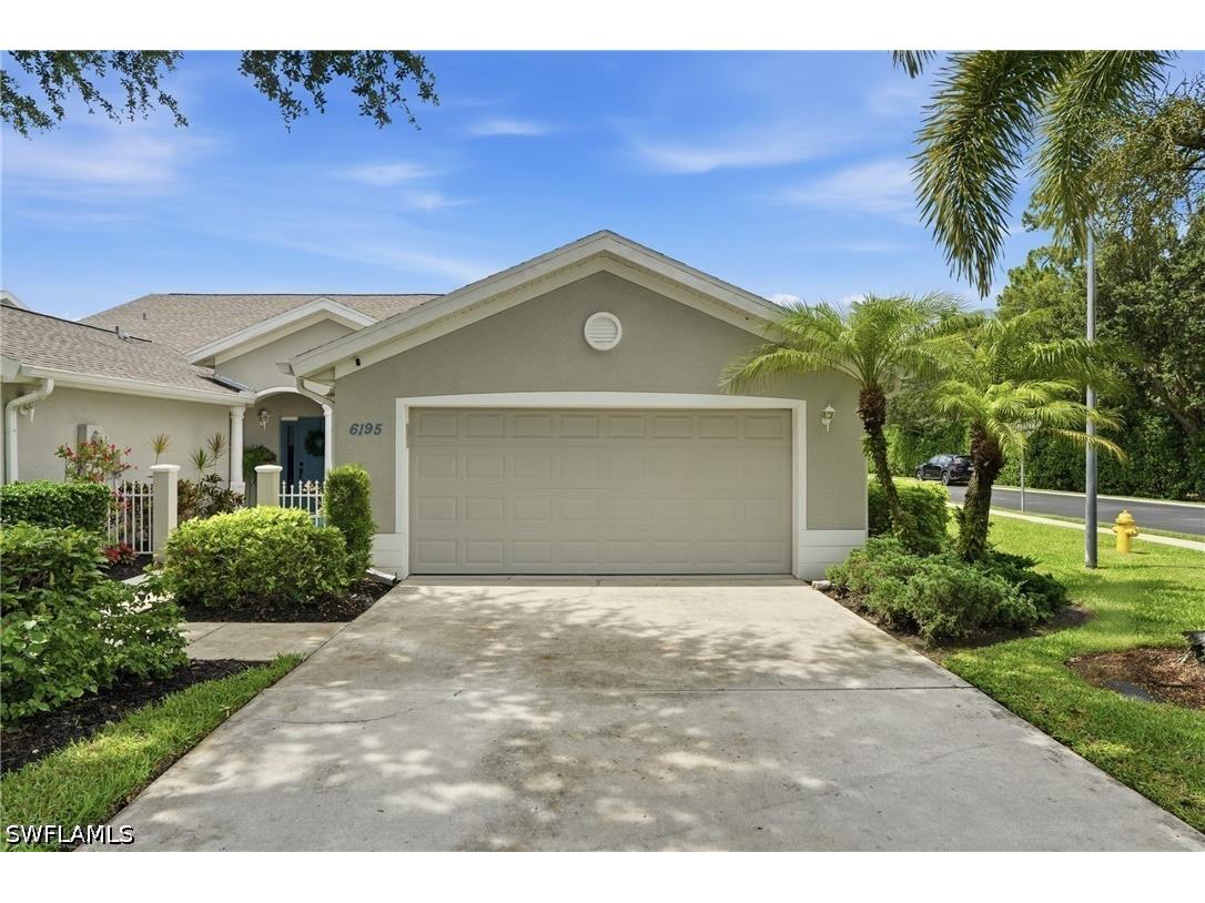 6195 Mandalay Circle Naples FL 34112 226021355 image1