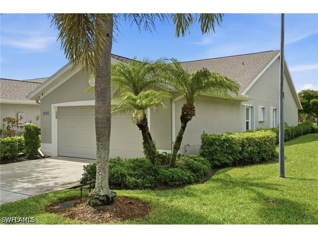 6195 Mandalay Circle Naples FL 34112 226021355 image2