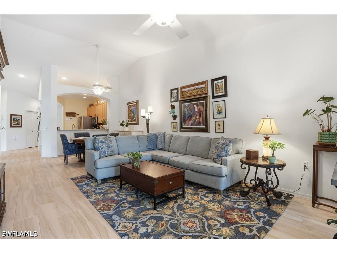 6195 Mandalay Circle Naples FL 34112 226021355 image6