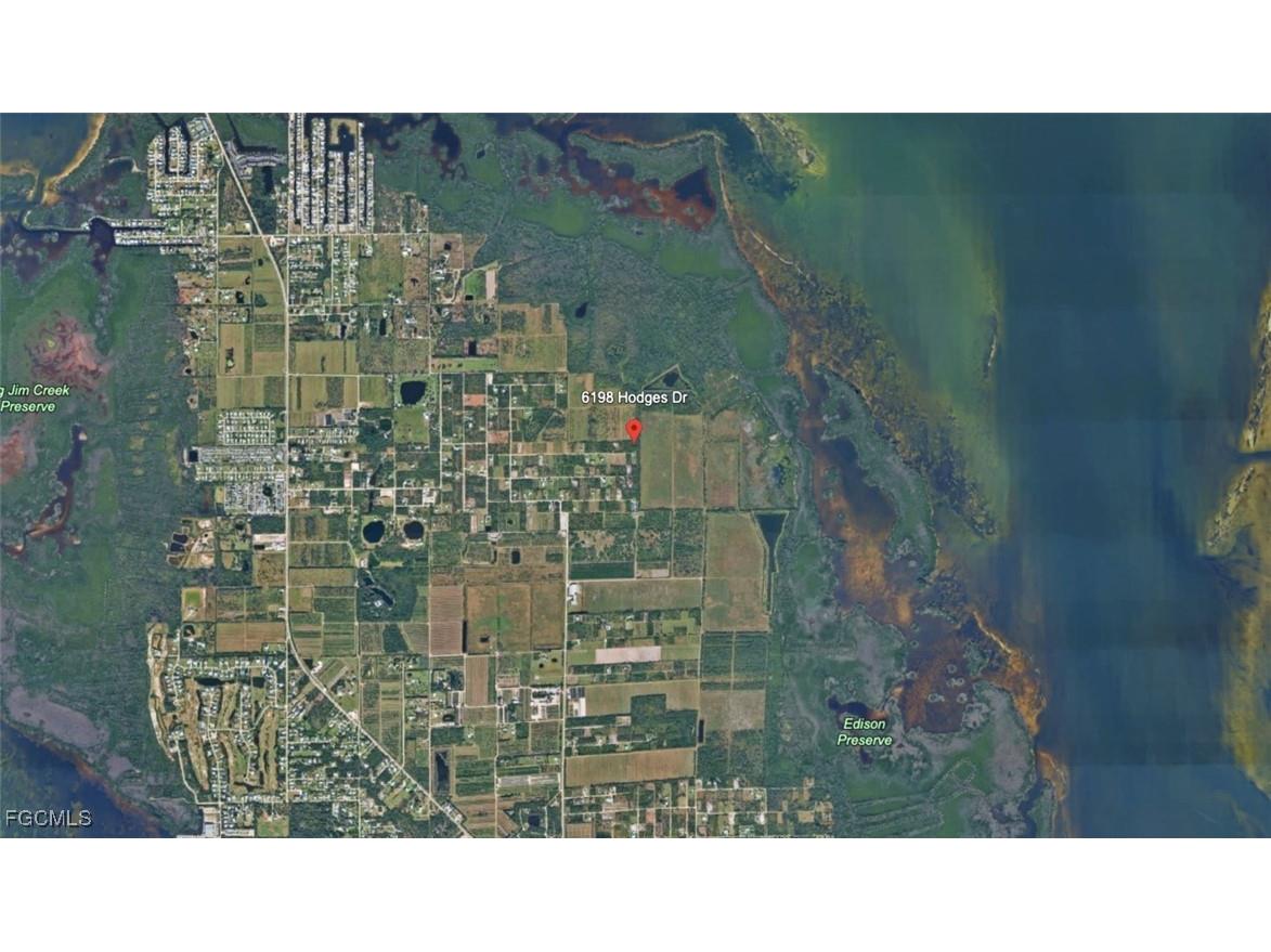 6198 Hodges Drive Bokeelia FL 33922 2025018580 image2