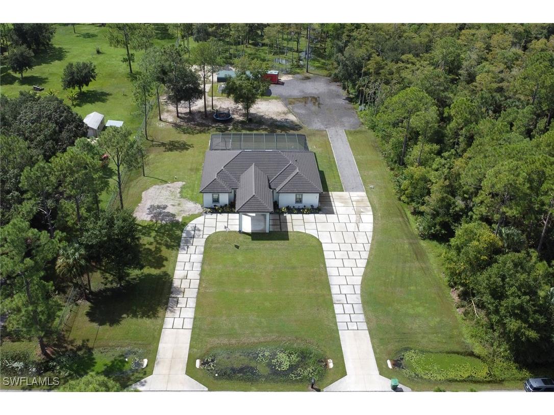 62 35th Avenue NE Naples FL 34120 225075626 image2