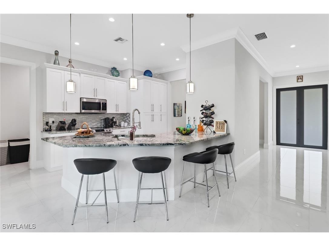 62 35th Avenue NE Naples FL 34120 225075626 image3