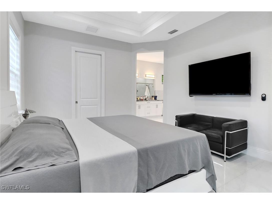 62 35th Avenue NE Naples FL 34120 225075626 image6