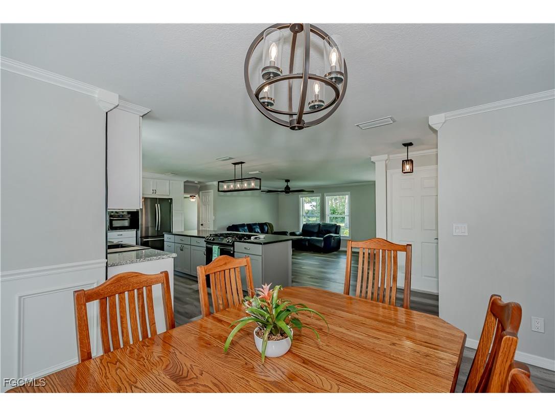 62 W North Shore Avenue North Fort Myers FL 33903 2025015024 image18