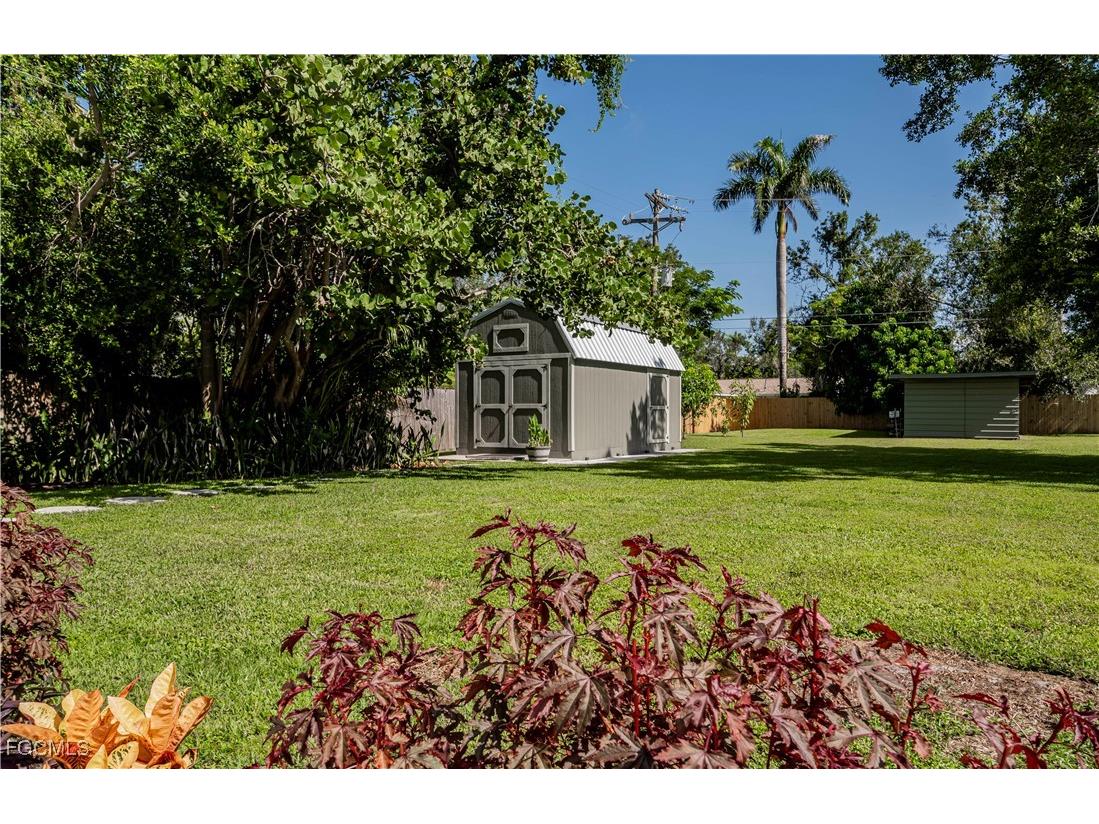 62 W North Shore Avenue North Fort Myers FL 33903 2025015024 image39