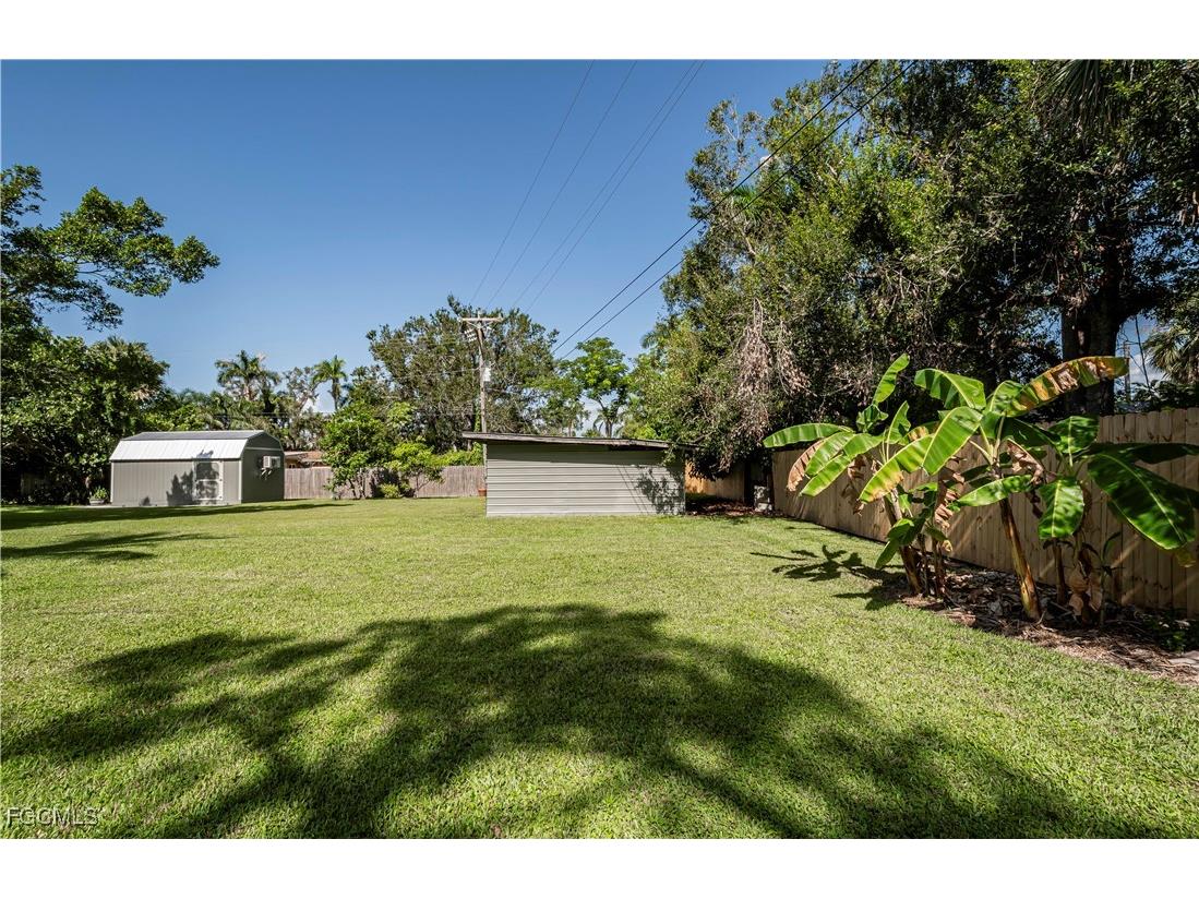62 W North Shore Avenue North Fort Myers FL 33903 2025015024 image46