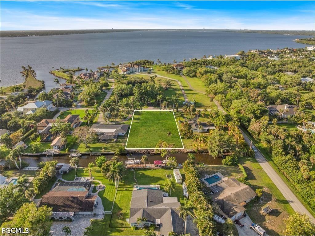 62 Wolcott Drive North Fort Myers FL 33903 2026015390 image1