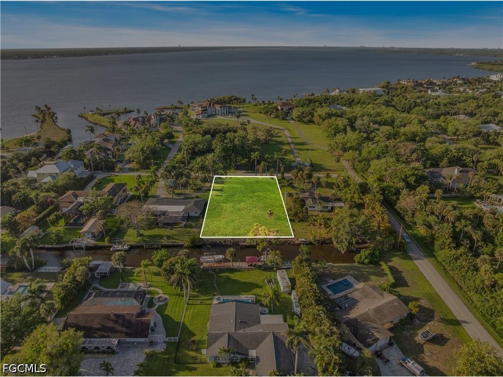 62 Wolcott Drive North Fort Myers FL 33903 2026015390 image2
