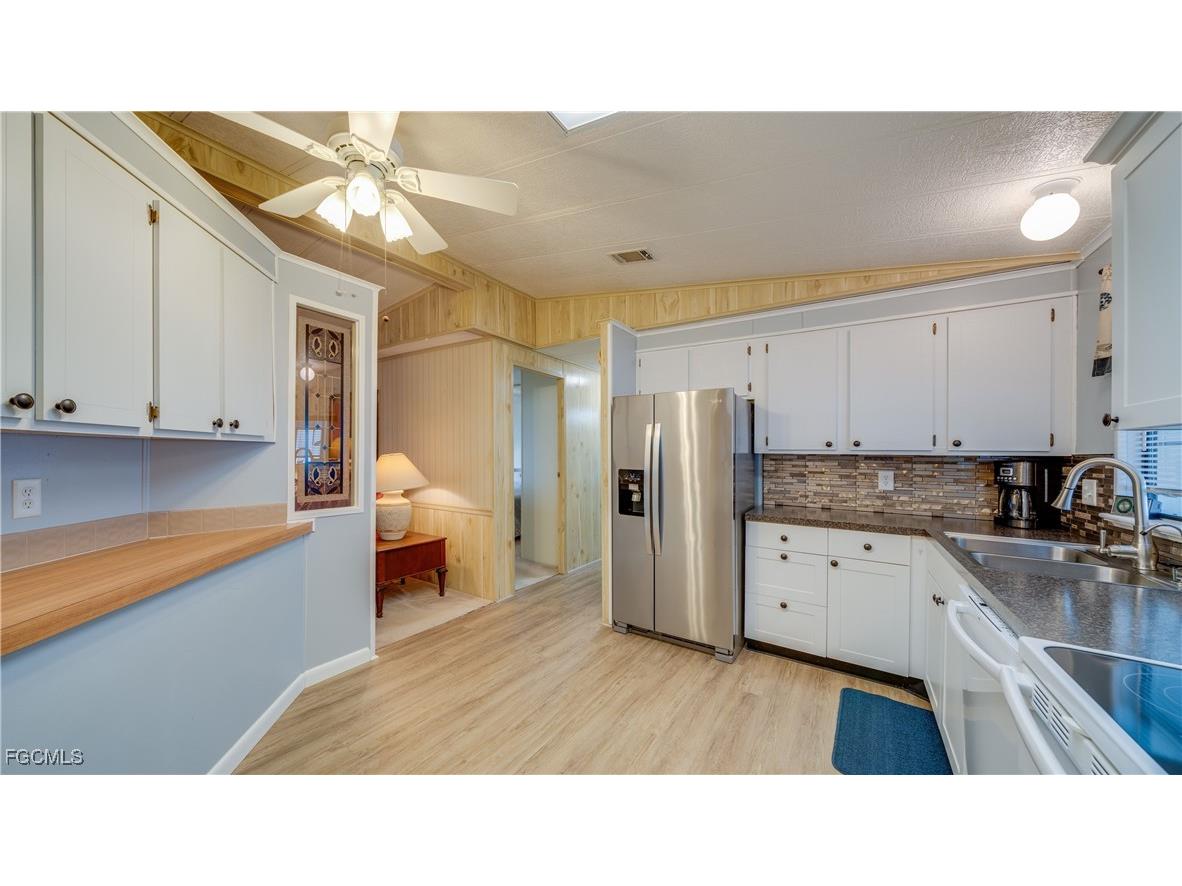 620 Horizon Drive North Fort Myers FL 33903 2025022952 image2